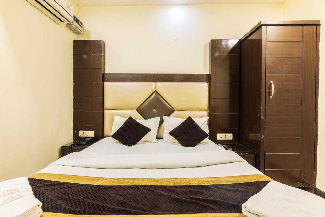 Hotel Grand Shyam- In Front Of New Delhi Railway Station-Couple Friendly Νέο Δελχί Εξωτερικό φωτογραφία