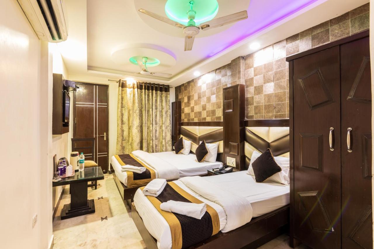 Hotel Grand Shyam- In Front Of New Delhi Railway Station-Couple Friendly Νέο Δελχί Εξωτερικό φωτογραφία